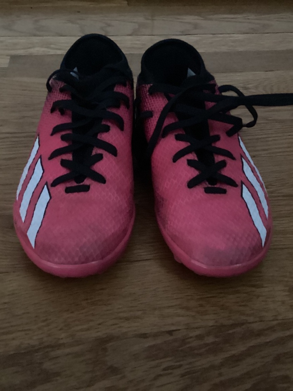 Adidas size US 3 pink soccer turf shoes